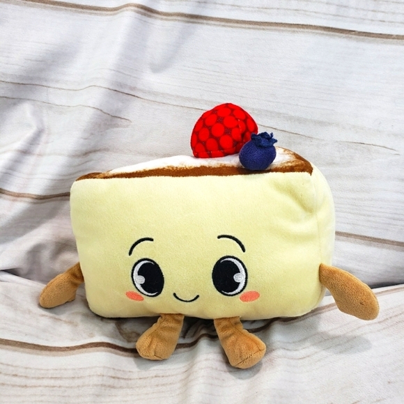 Funko Gamer Desserts Jiggly Cheesecake Plush Stuffed Toy Fruit Top 8 Inch 2022 - Picture 1 of 9